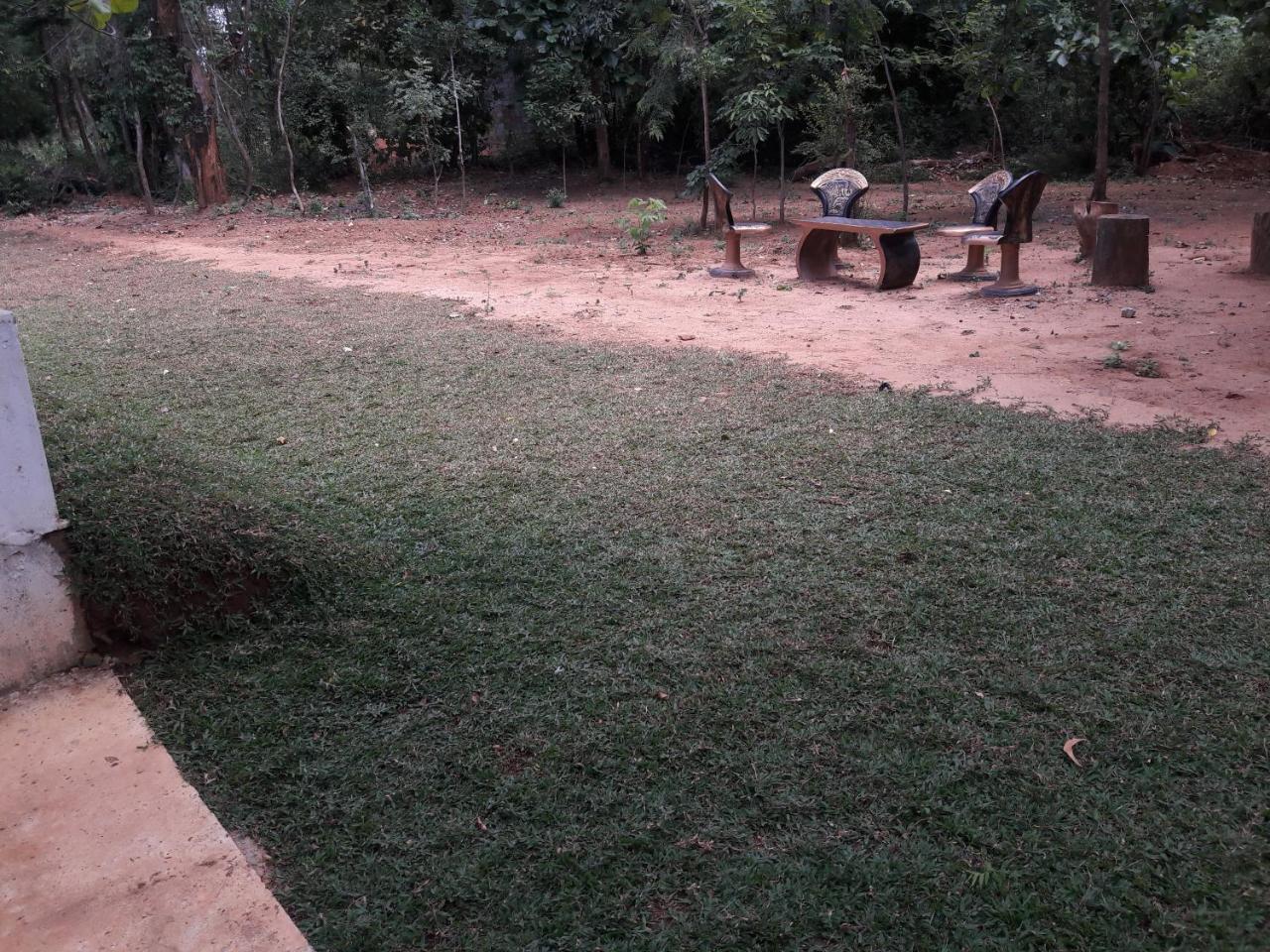Lavish Resort - Sigirya Sigiriya Exterior photo