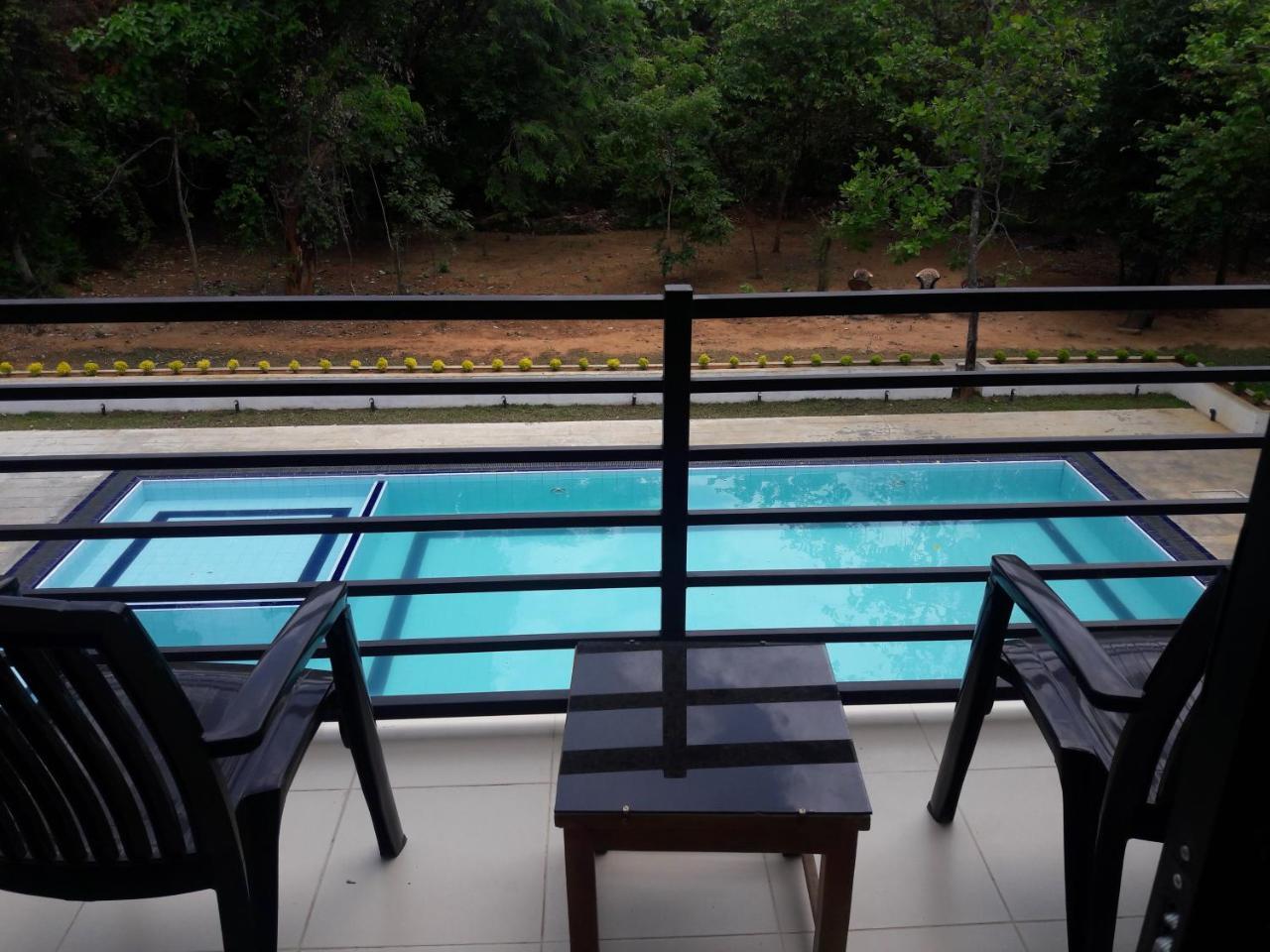 Lavish Resort - Sigirya Sigiriya Exterior photo