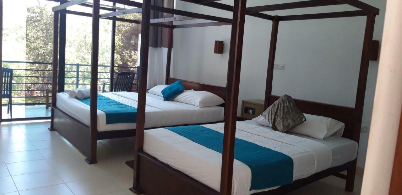 Lavish Resort - Sigirya Sigiriya Exterior photo